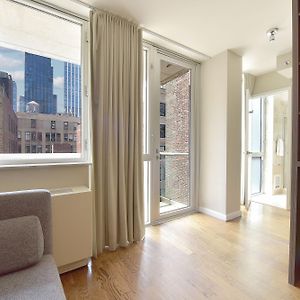 Premier Room